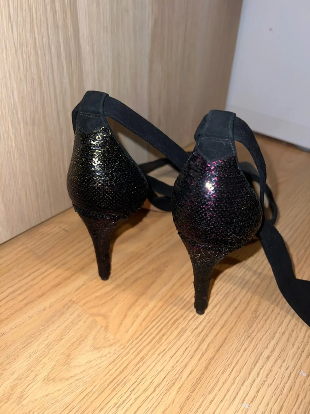 Alexandre Birman Black Sequin Pointed-Toe Ankle Tie Heels - Picture 3 of 6